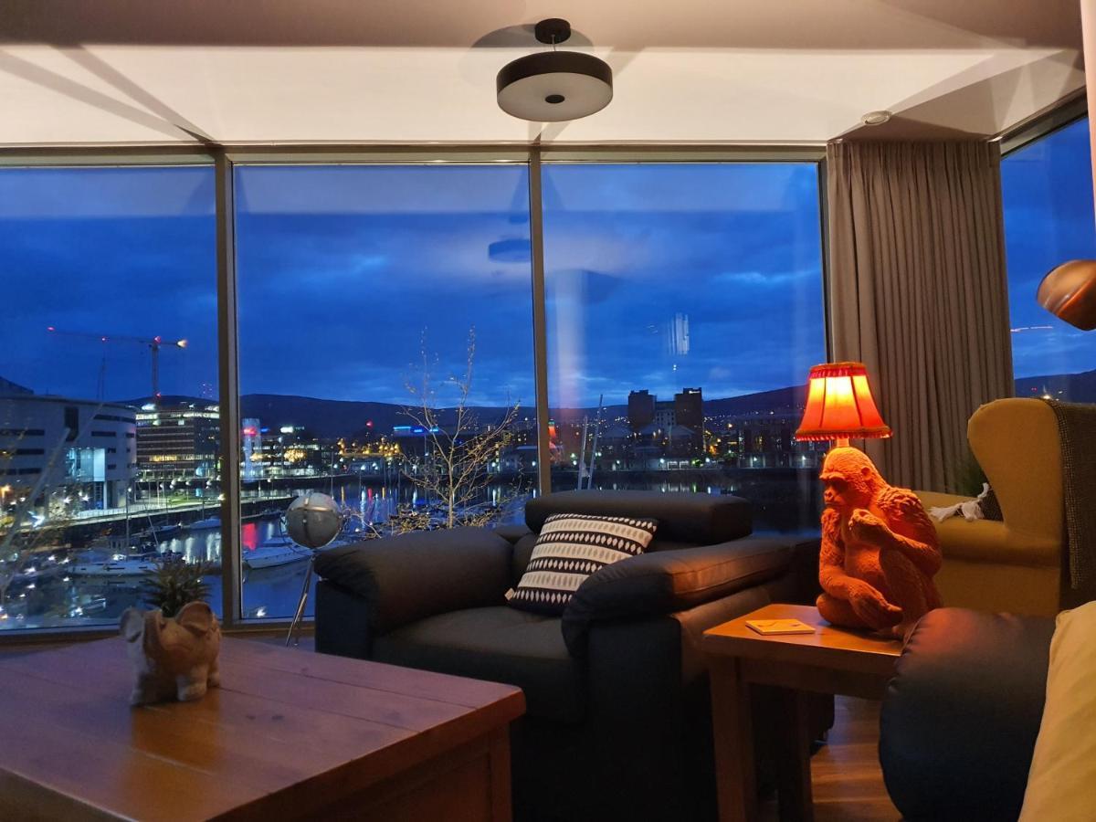 Luxury Apartment Marina Views At Titanic Quarter Belfast Exterior photo