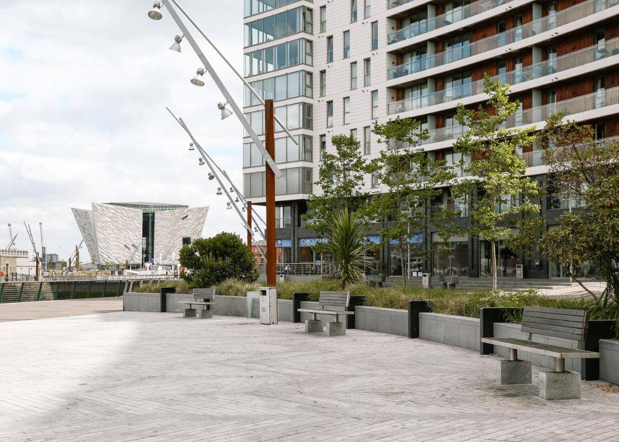 Luxury Apartment Marina Views At Titanic Quarter Belfast Exterior photo